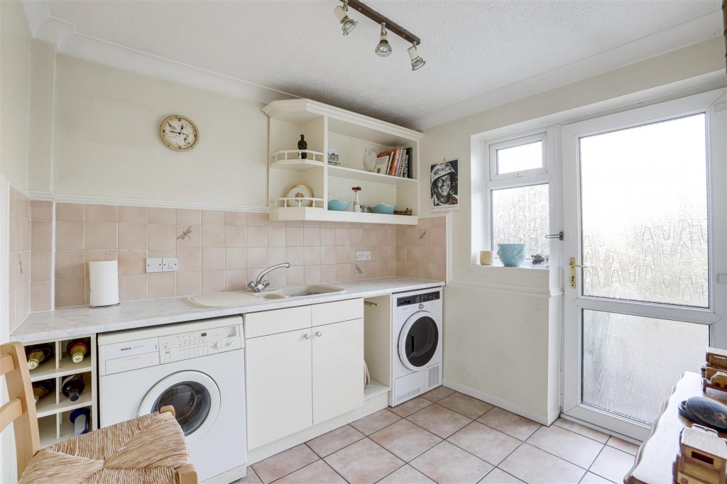 Portland Road, Toton, Nottinghamshire, NG9 6EX