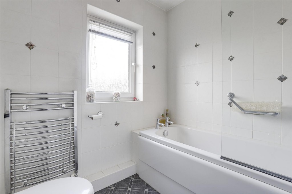 Portland Road, Toton, Nottinghamshire, NG9 6EX