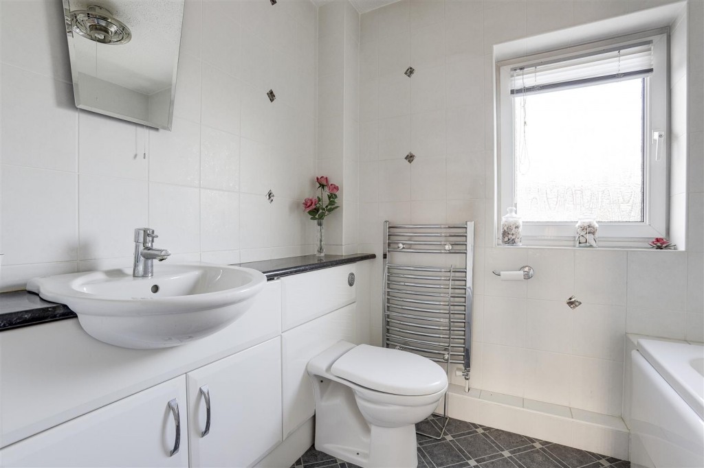 Portland Road, Toton, Nottinghamshire, NG9 6EX