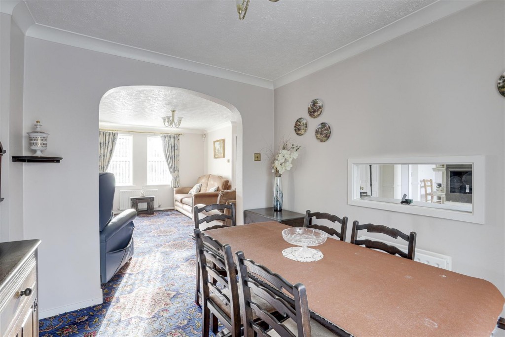 Portland Road, Toton, Nottinghamshire, NG9 6EX