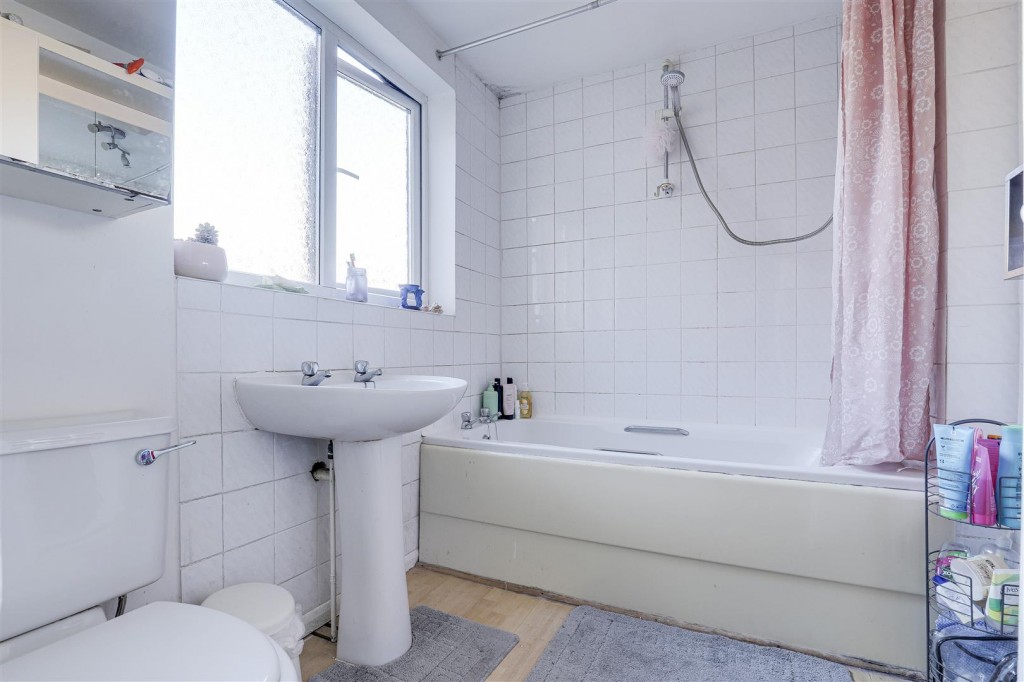 Loughborough Avenue, Sneinton, Nottinghamshire, NG2 4LP