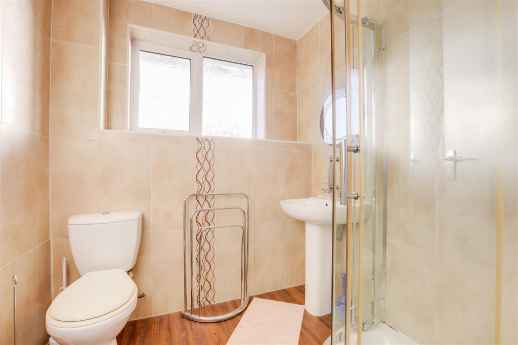 Borman Close, Hempshill Vale, Nottinghamshire, NG6 7AY