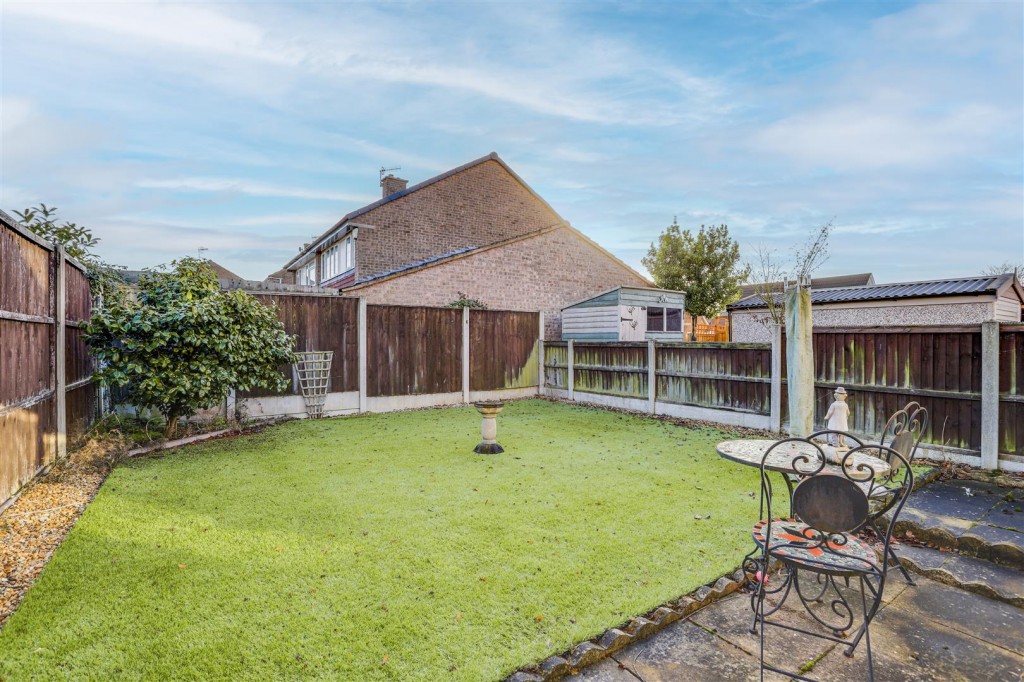 Borman Close, Hempshill Vale, Nottinghamshire, NG6 7AY