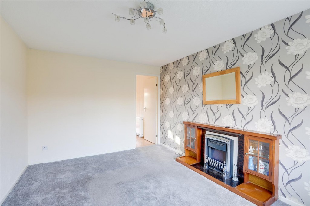 Borman Close, Hempshill Vale, Nottinghamshire, NG6 7AY