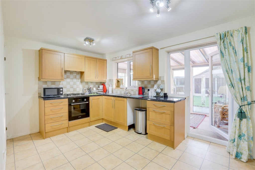 Borman Close, Hempshill Vale, Nottinghamshire, NG6 7AY