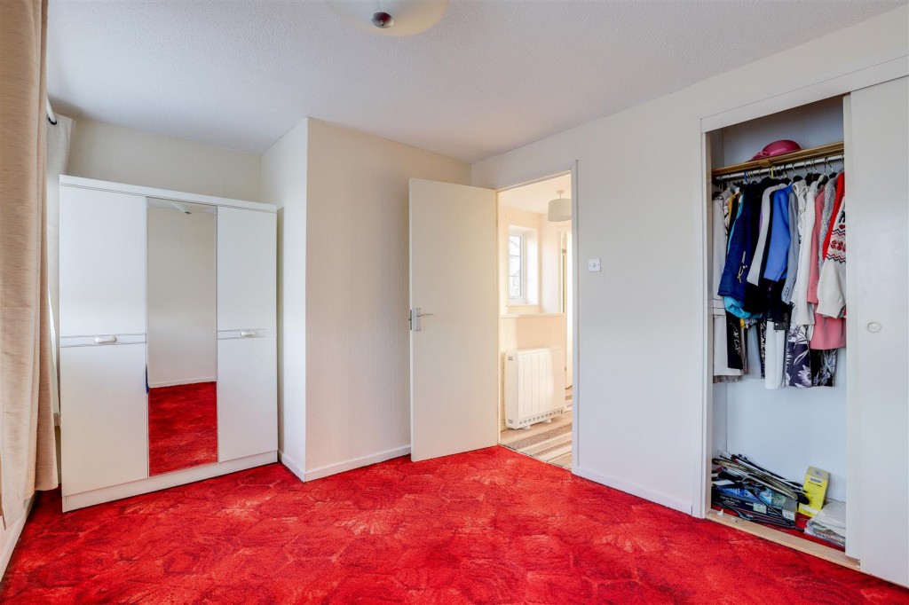 Borman Close, Hempshill Vale, Nottinghamshire, NG6 7AY