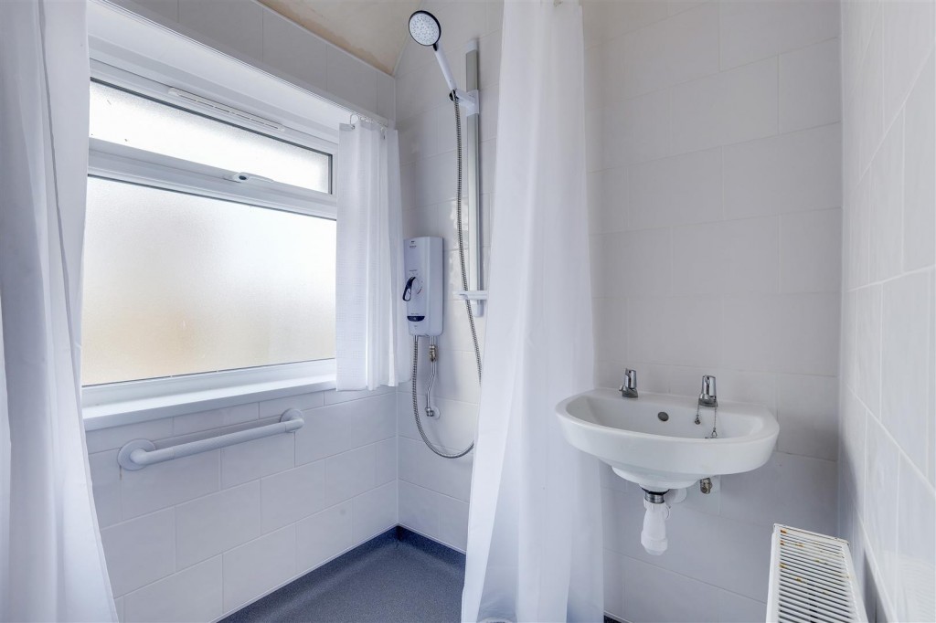 Forest Road, Clipstone Village, Mansfield, NG21 9DT