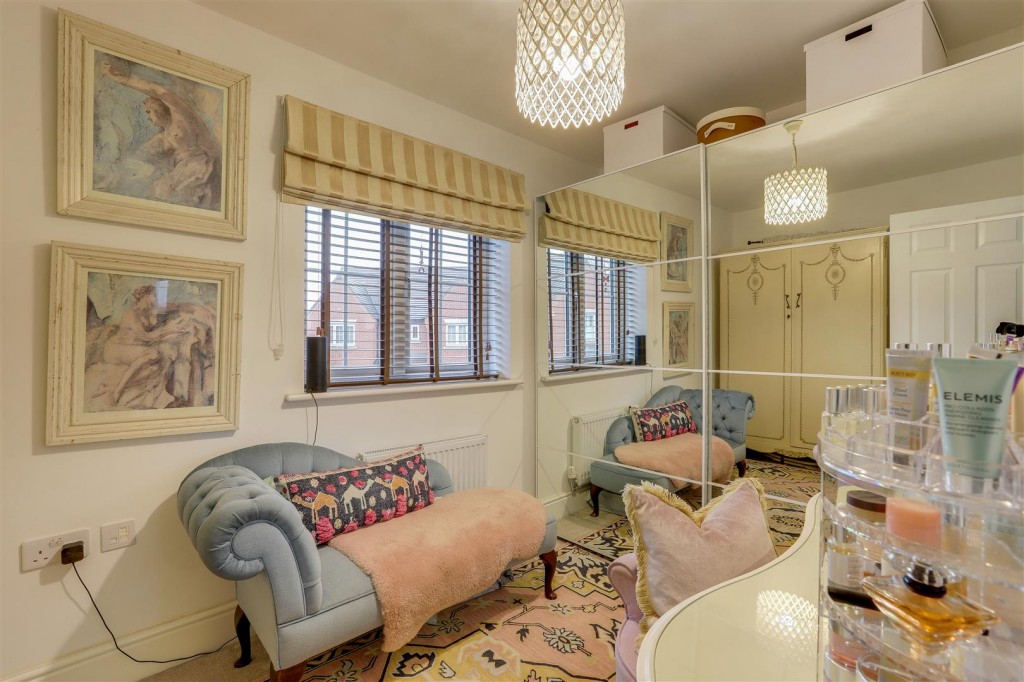 Barnard Drive, Boulton Moor, Derbyshire, DE24 5BU