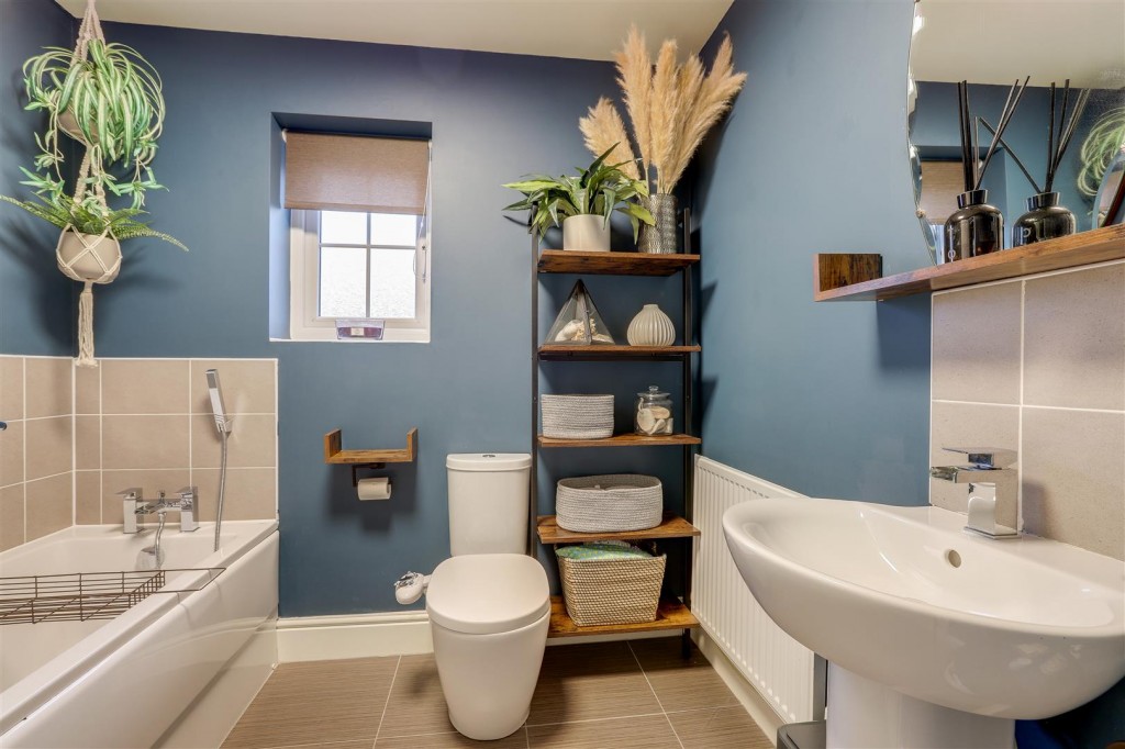 Barnard Drive, Boulton Moor, Derbyshire, DE24 5BU