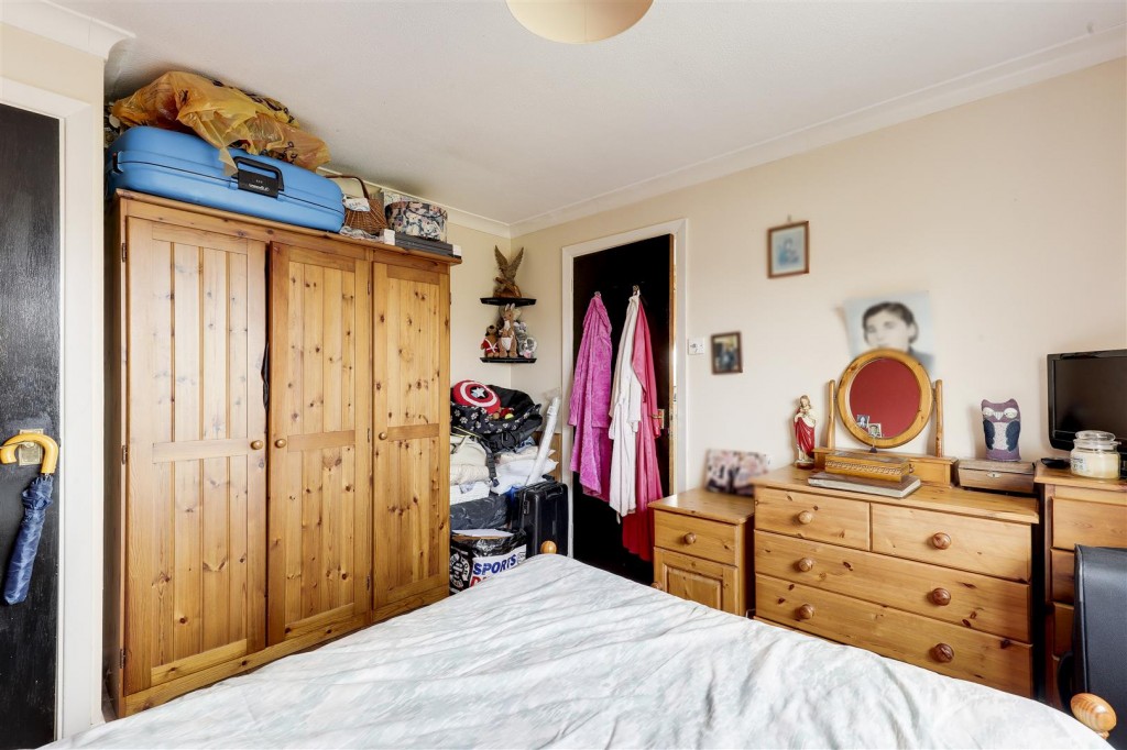 Hunter Road, Arnold, Nottinghamshire, NG5 6QZ