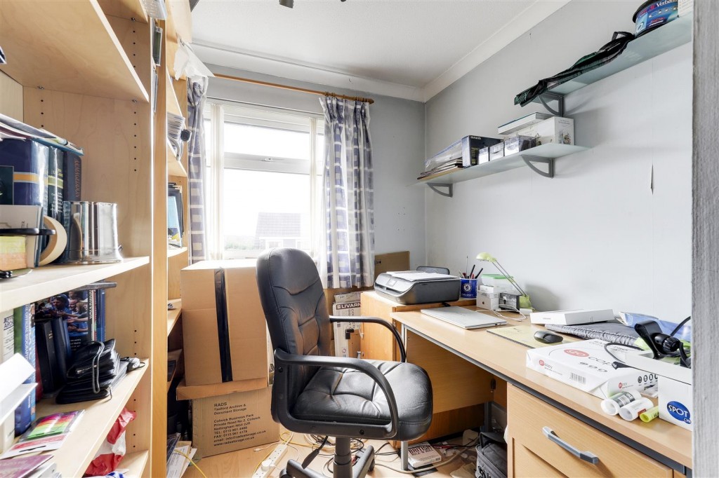 Hunter Road, Arnold, Nottinghamshire, NG5 6QZ