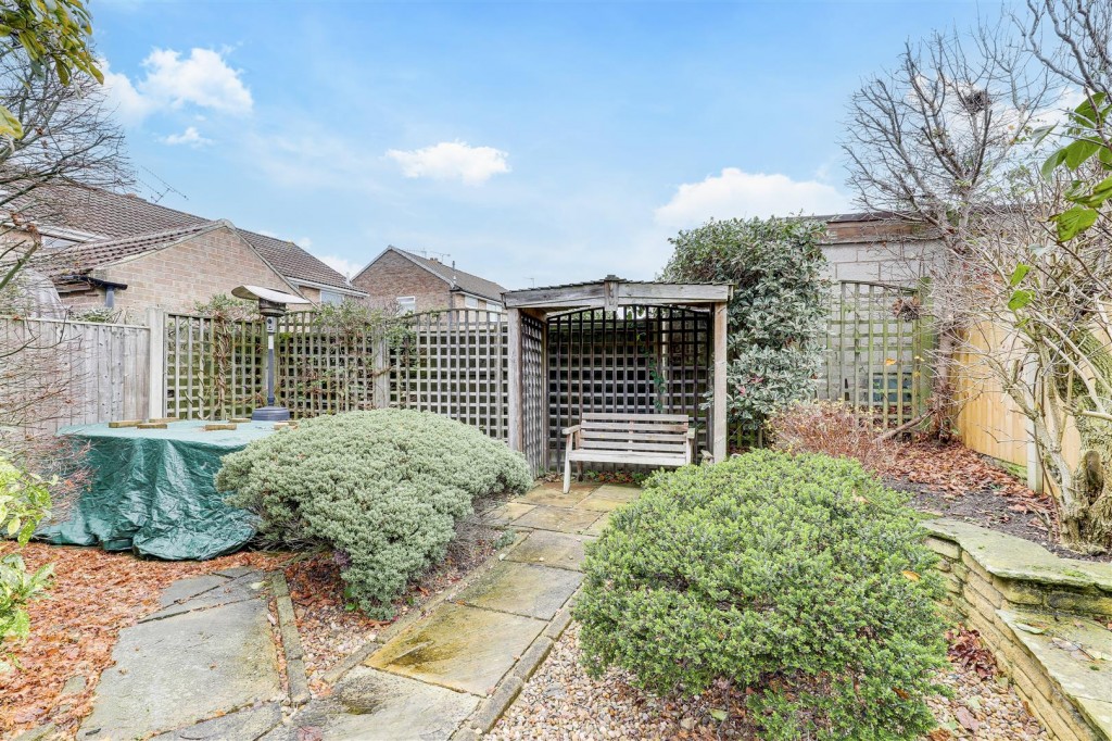 Hunter Road, Arnold, Nottinghamshire, NG5 6QZ