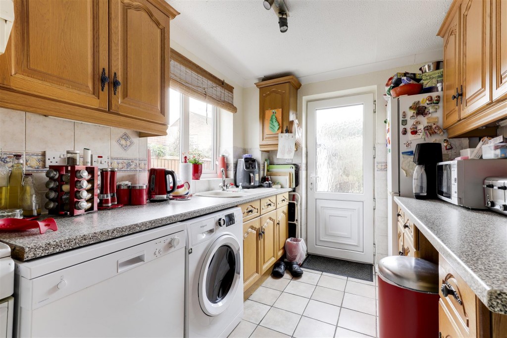 Hunter Road, Arnold, Nottinghamshire, NG5 6QZ