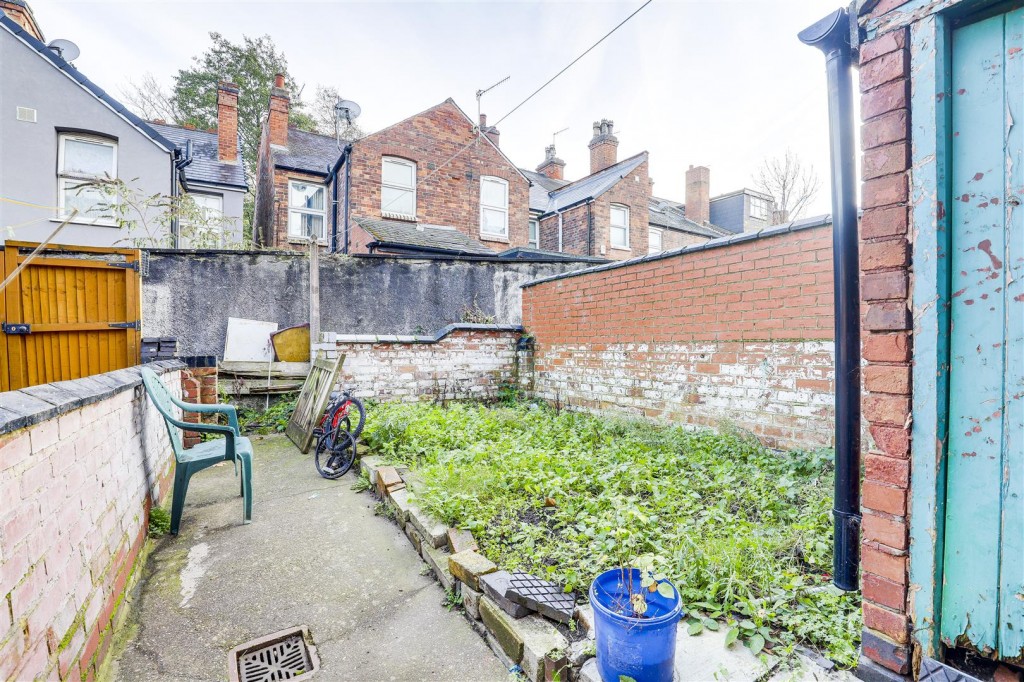 Osborne Street, Radford, Nottinghamshire, NG7 5LY