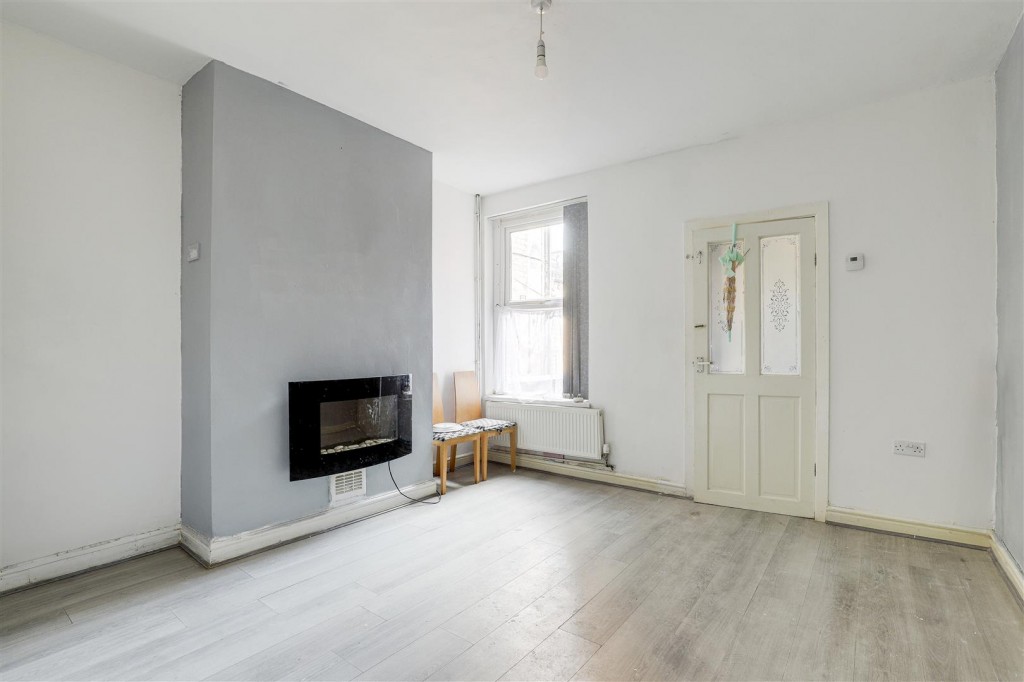 Osborne Street, Radford, Nottinghamshire, NG7 5LY