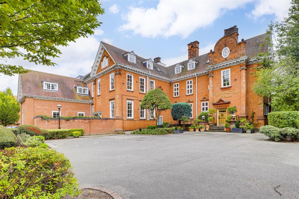 Edwalton Hall, Village Street, Edwalton, Nottinghamshire, NG12 4HE