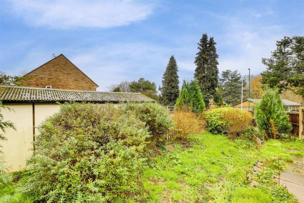 Seagrave Road, Strelley, Nottinghamshire, NG8 6NF