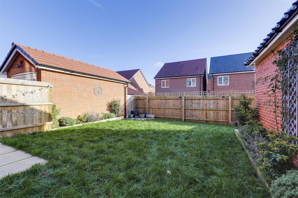 Rose Street, Calverton, Nottinghamshire, NG14 6TN