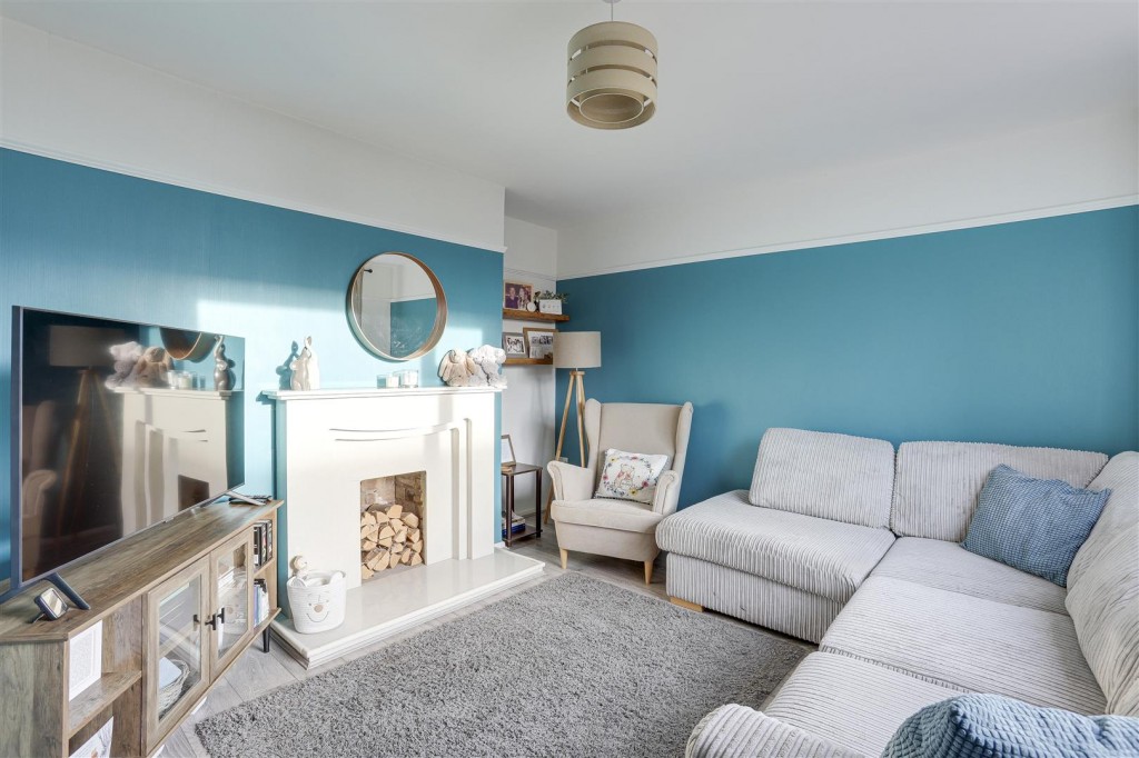 Vine Crescent, Sandiacre, Derbyshire, NG10 5BZ