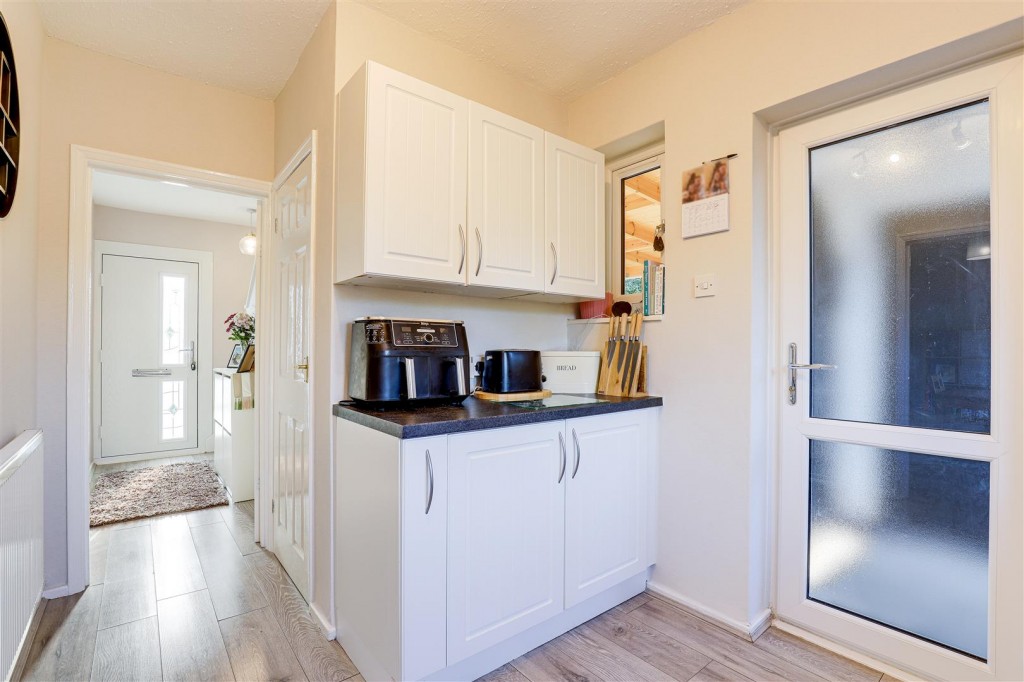 Vine Crescent, Sandiacre, Derbyshire, NG10 5BZ