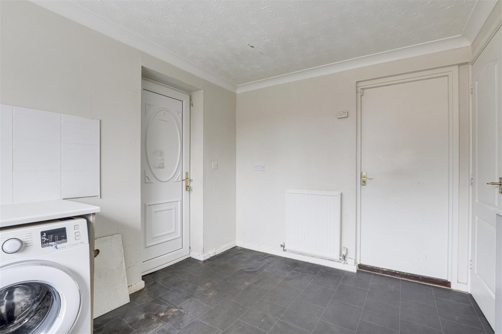 Franklin Close, Arnold, Nottinghamshire, NG5 8SG