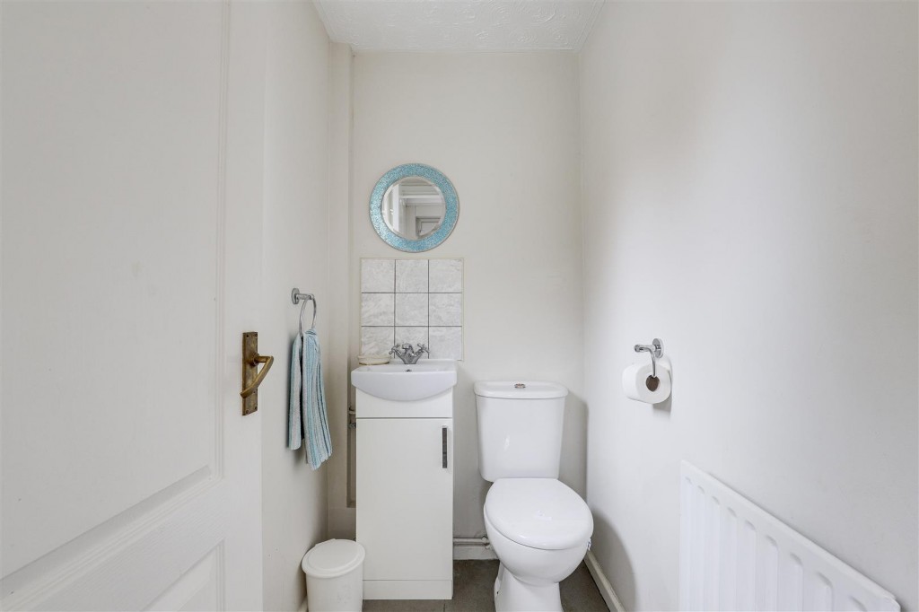 Franklin Close, Arnold, Nottinghamshire, NG5 8SG