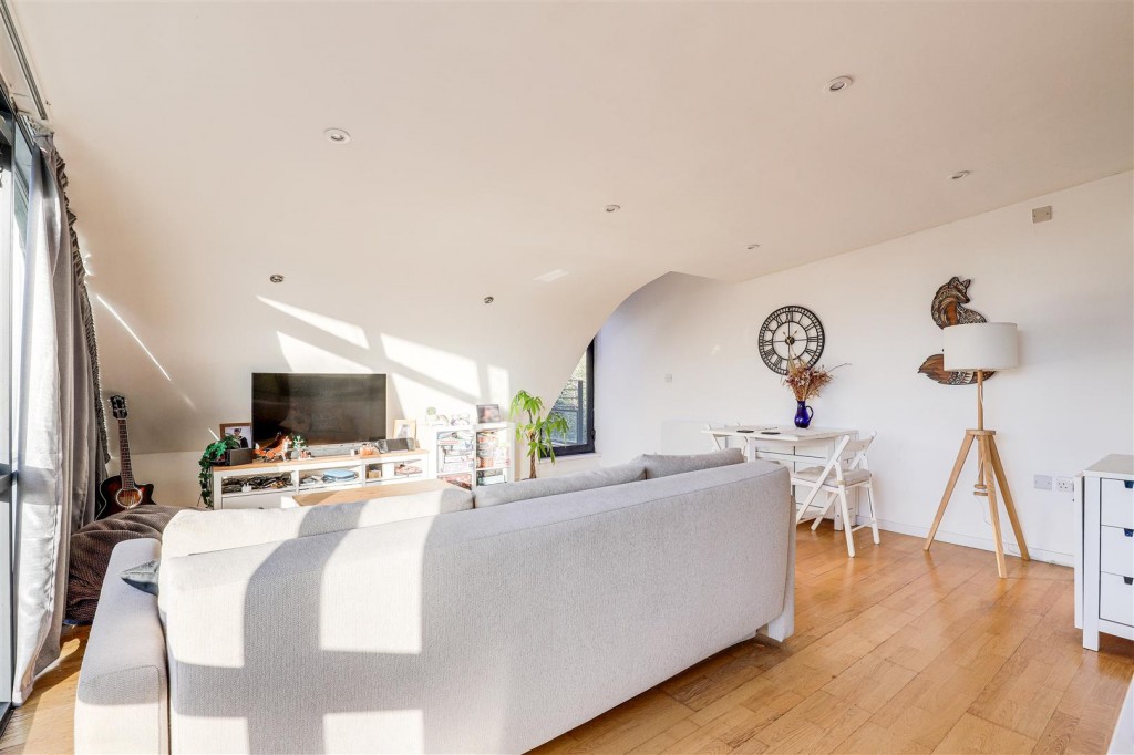 Castle Boulevard, Nottinghamshire, NG7 1RU