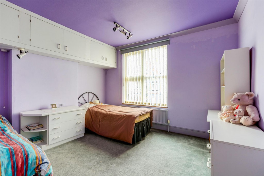 Derbyshire Lane, Hucknall, Nottinghamshire, NG15 7JX