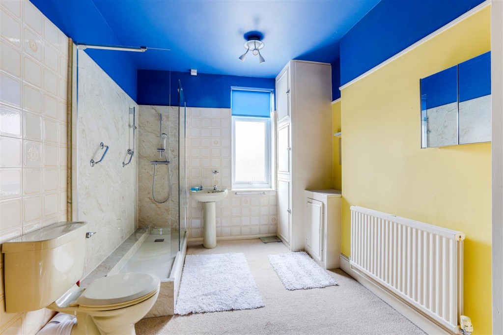 Derbyshire Lane, Hucknall, Nottinghamshire, NG15 7JX