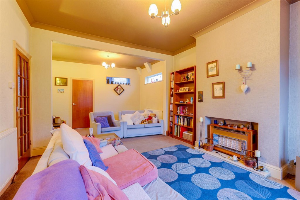 Derbyshire Lane, Hucknall, Nottinghamshire, NG15 7JX