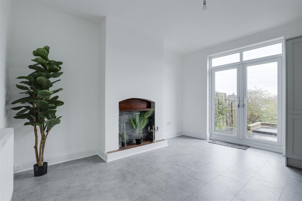 Owen Avenue, Long Eaton, Derbyshire, NG10 2FR