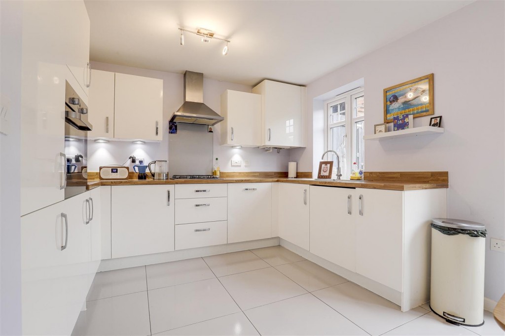 Ironwood Close, Edwalton, Nottinghamshire, NG12 4GJ