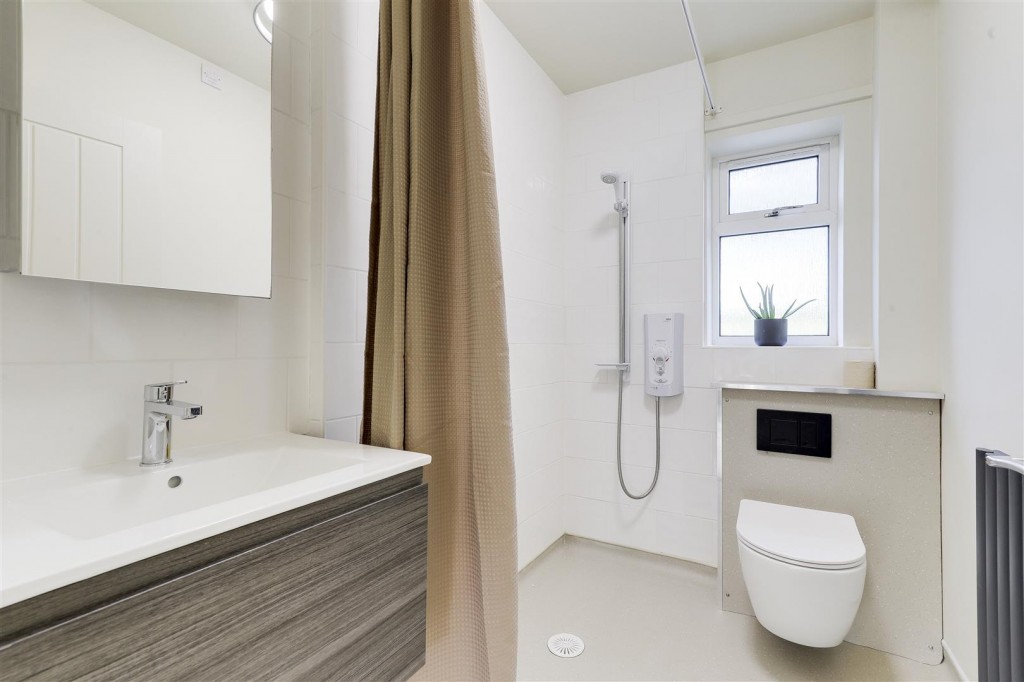 Snowdon Close, Bestwood Park, Nottinghamshire, NG5 5QN