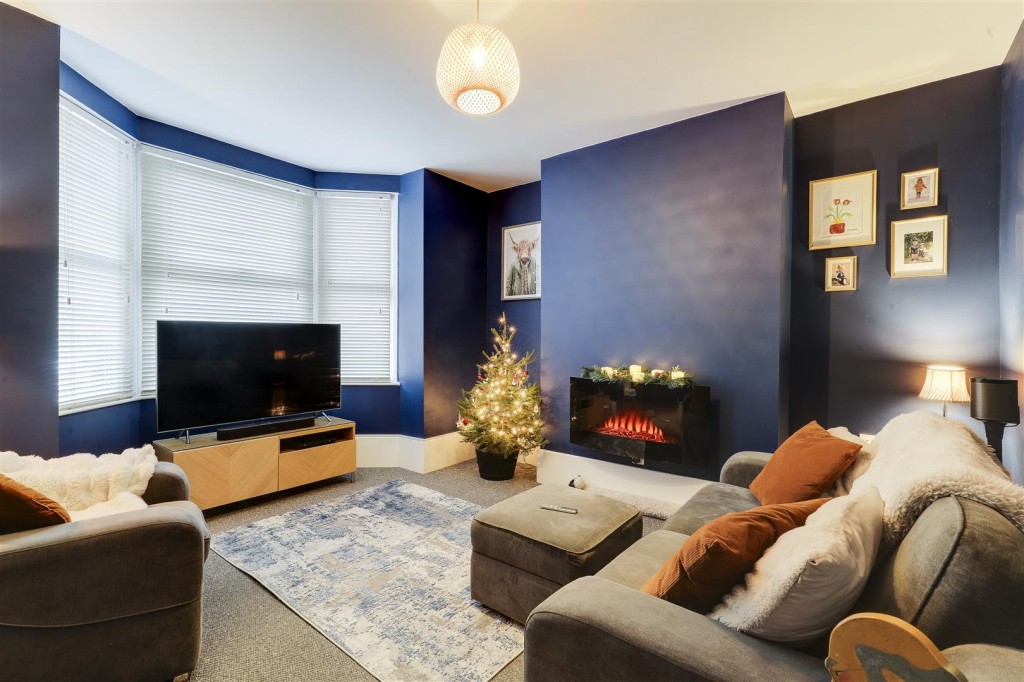 Co-Operative Avenue, Hucknall, Nottinghamshire, NG15 7AJ