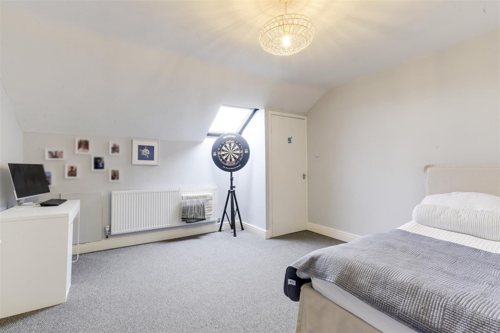 Co-Operative Avenue, Hucknall, Nottinghamshire, NG15 7AJ