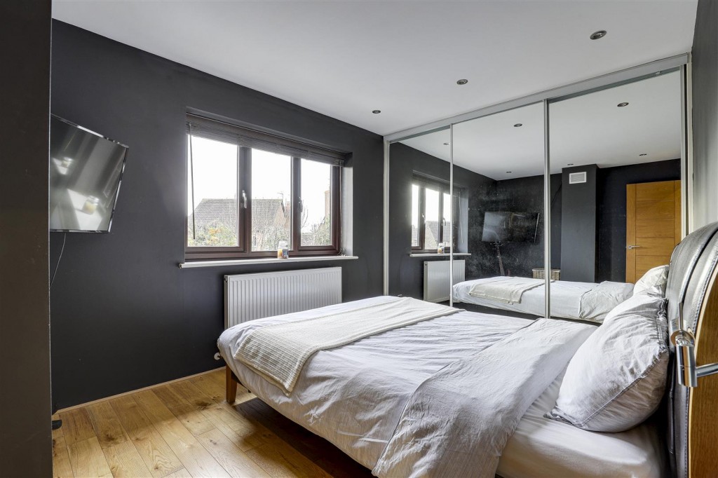 Bampton Court, Gamston, Nottinghamshire, NG2 6PA