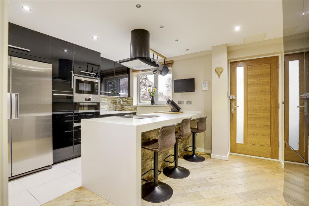 Bampton Court, Gamston, Nottinghamshire, NG2 6PA