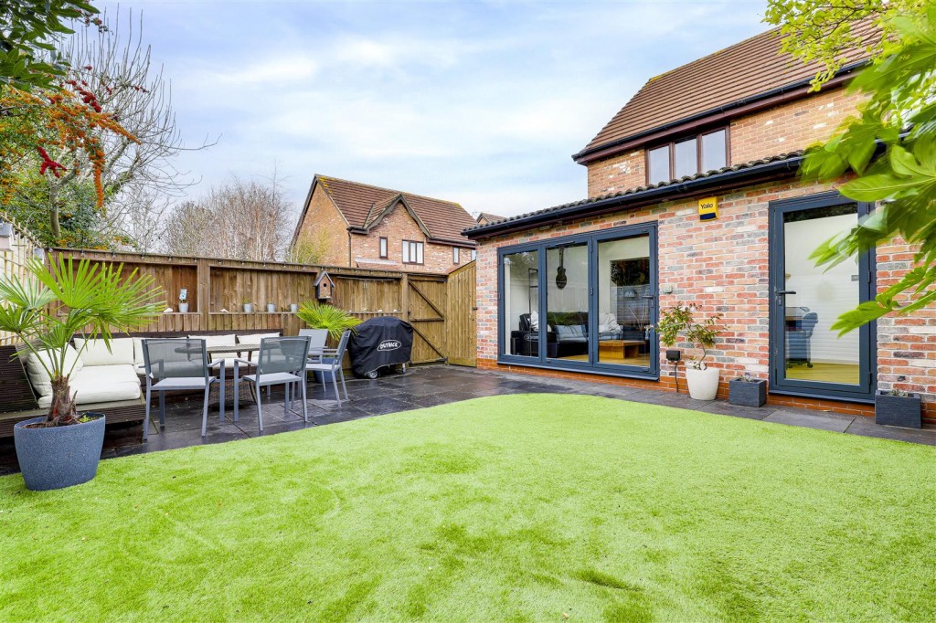 Bampton Court, Gamston, Nottinghamshire, NG2 6PA