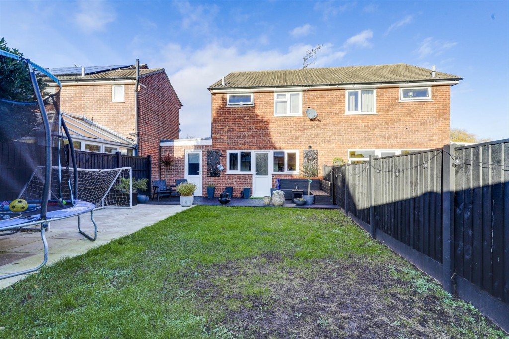 Milford Drive, Bakersfield, Nottinghamshire, NG3 7HE