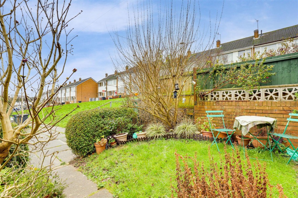 Third Avenue, Gedling, Nottinghamshire, NG4 3LL