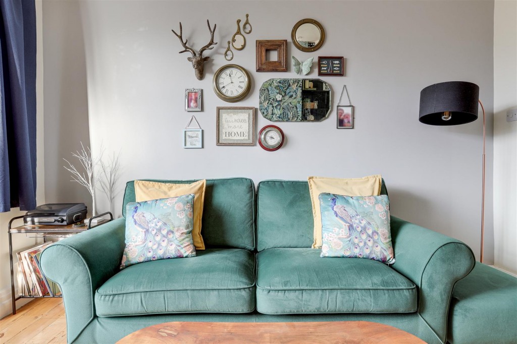 Annesley Road, Hucknall, Nottinghamshire, NG15 7DD