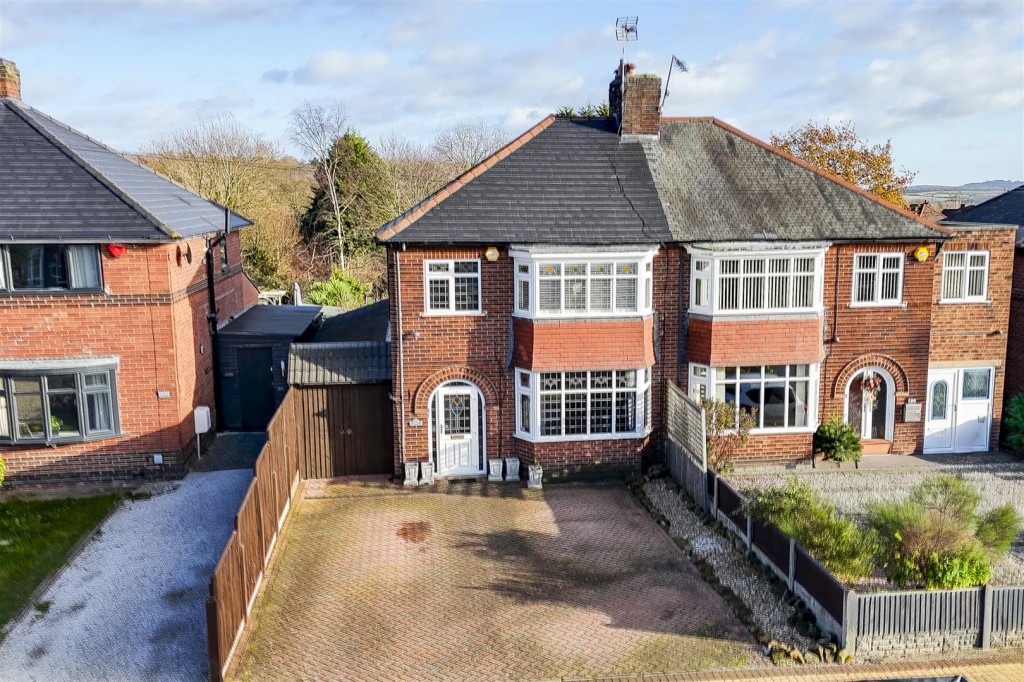 Annesley Road, Hucknall, Nottinghamshire, NG15 7DD