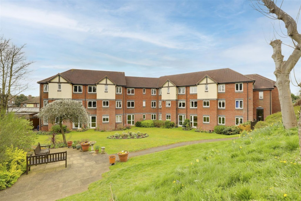 Valley Court, Ribblesdale Road, Nottinghamshire, NG5 3GA
