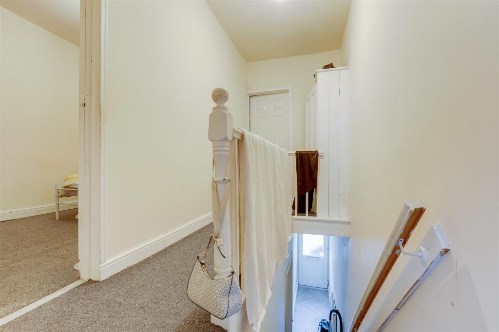 Kimbolton Avenue, Lenton, Nottinghamshire, NG7 1PT