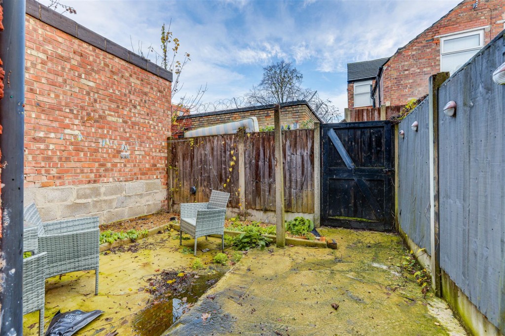 Kimbolton Avenue, Lenton, Nottinghamshire, NG7 1PT