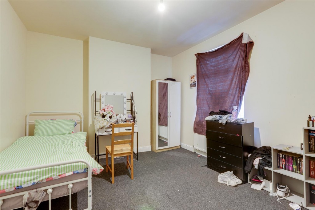 Kimbolton Avenue, Lenton, Nottinghamshire, NG7 1PT