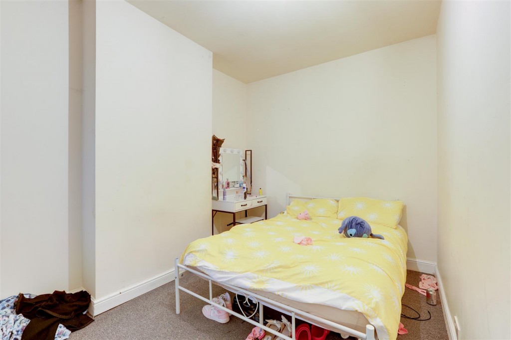 Kimbolton Avenue, Lenton, Nottinghamshire, NG7 1PT