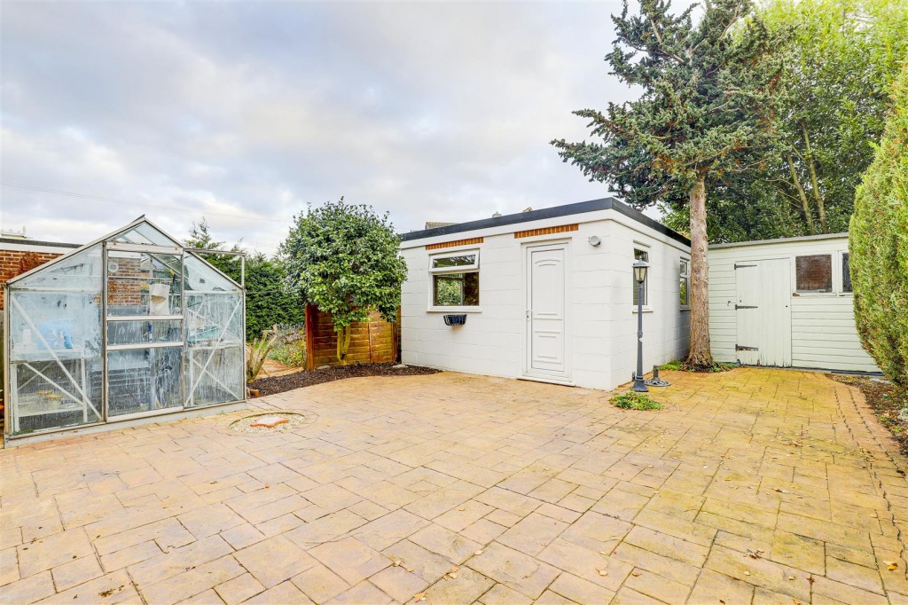 Milldale Road, Long Eaton, Derbyshire, NG10 3JB