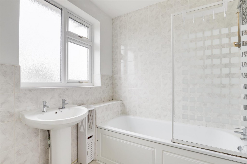 Harrow Road, West Bridgford, Nottinghamshire, NG2 7DX