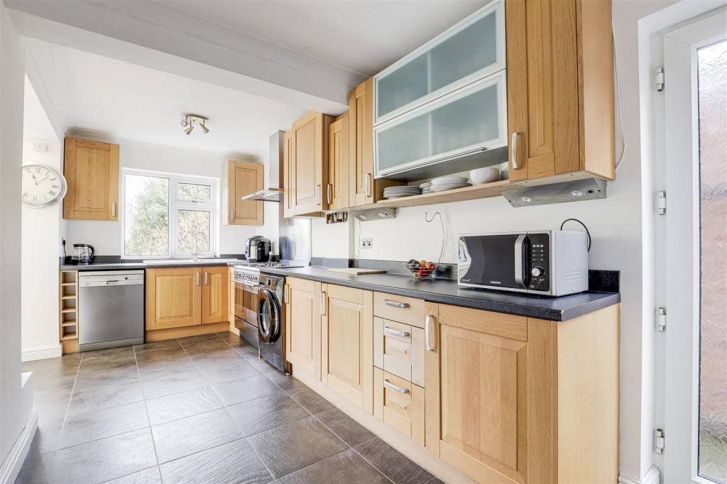 Harrow Road, West Bridgford, Nottinghamshire, NG2 7DX